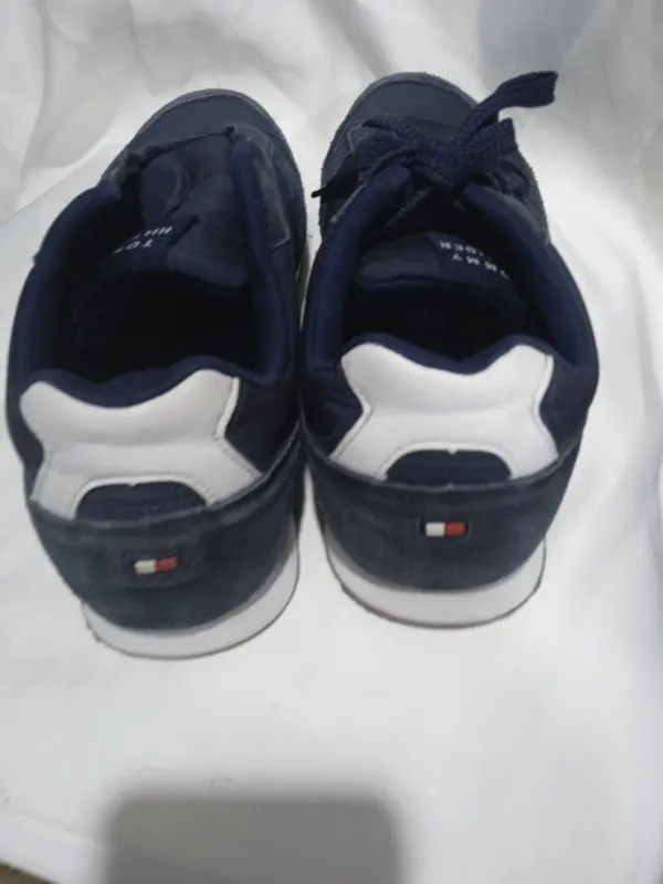 орегинал.TOMMY hilfiger.красофка яхши состаяняси 3