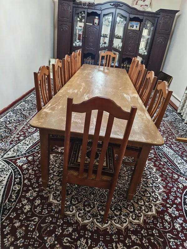 Продаются стол и стул 3