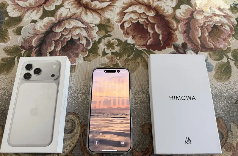 Iphone 17 pro max silver 256 1 Iphone 17 pro max silver 256 1
