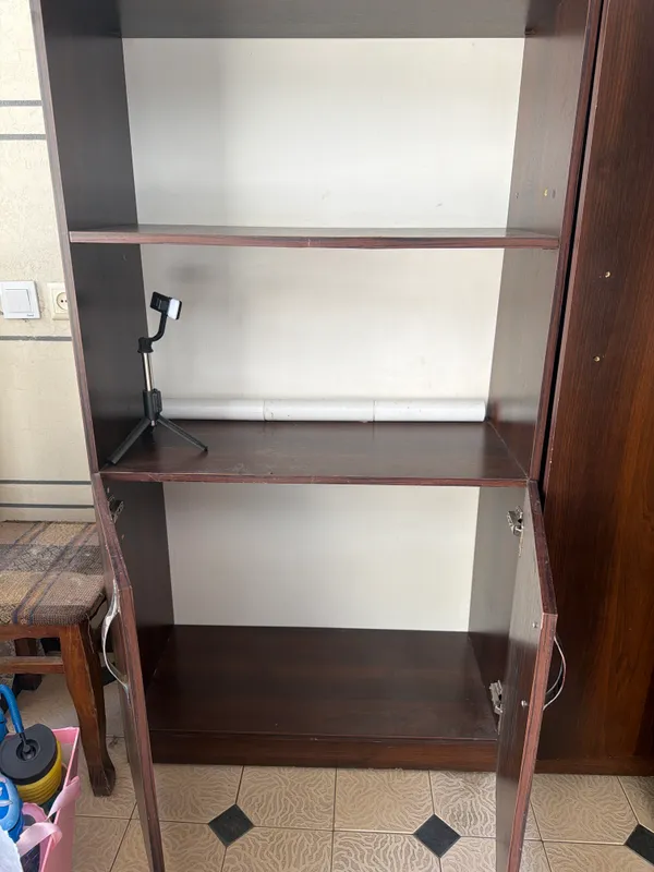 Shkaf ofisniy kiyim va har hil buyumlar uchun — фото 1