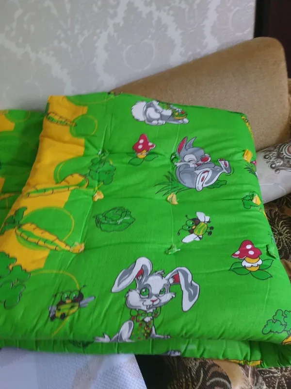 Продаю детский матрас и игрушки. 2