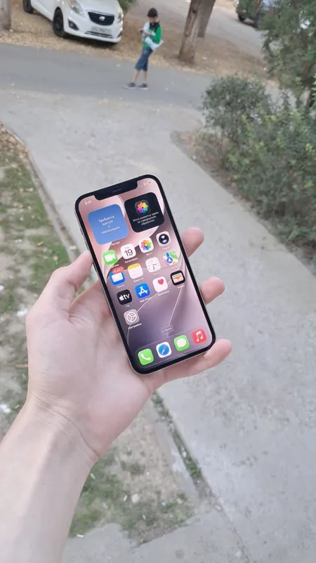 iPhone 12 pro sotiladi 2