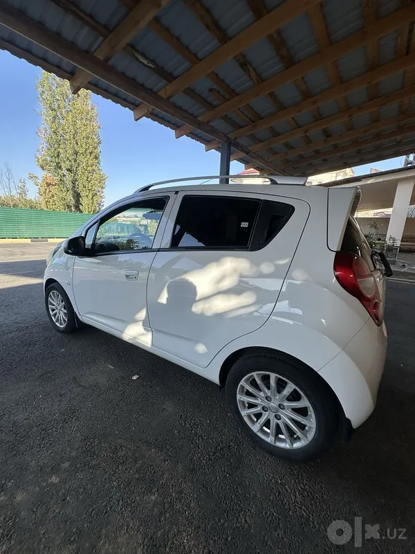 Spark sotiladi 2018 yil 5 Spark sotiladi 2018 yil 5