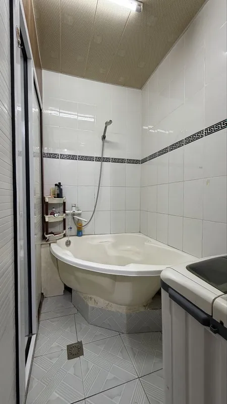 Продаётся 3 х комнатная квартира, КОСМОС — фото 6