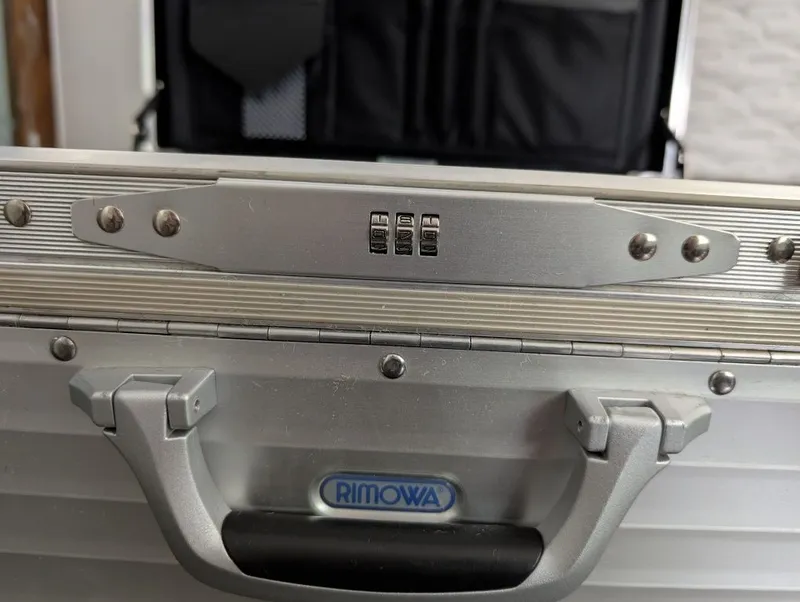 RIMOWA original pilot case идеальное состояние — фото 4