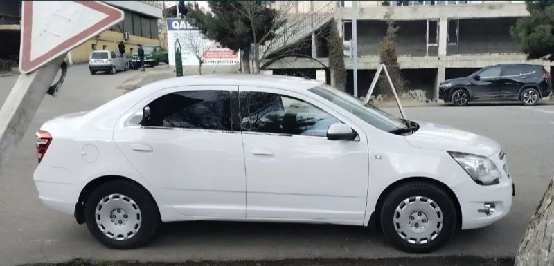 Cobalt 2013.Ranggi oq.Metam gazi bor.Variantlari bor. Cobalt 2013.Ranggi oq.Metam gazi bor.Variantlari bor.