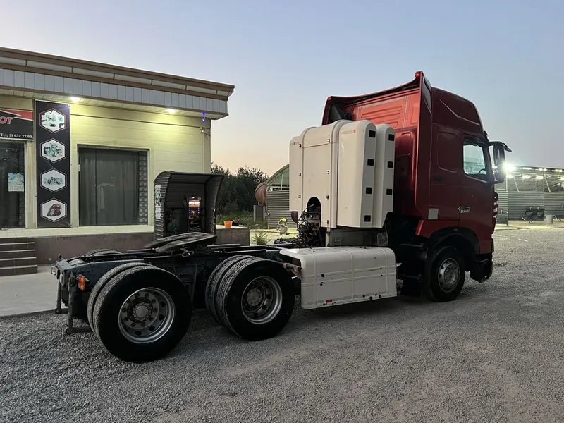 HOWO T7 2017-yil 271.000 prabek VARYANT HAM BOR 1