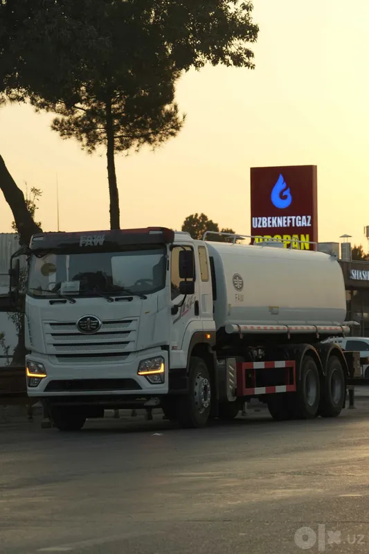 Янги водовоз сотилади FAW JK6 20куб 1 Янги водовоз сотилади FAW JK6 20куб 1