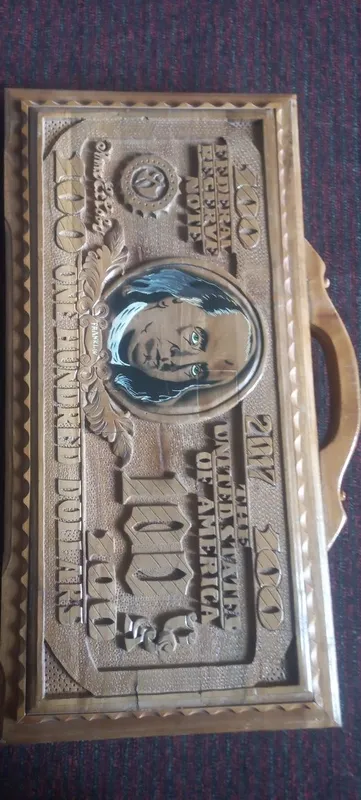 Нарда доллар таҳтадан ясалган