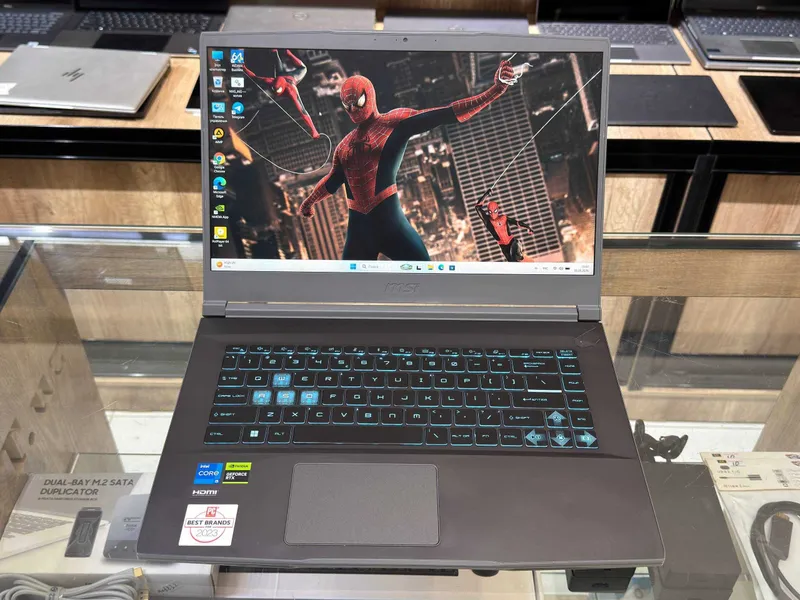 MSI Thin 15 B13VE Core i5-13420H ram 16 ssd 512 NVIDIA RTX 4050 6GB