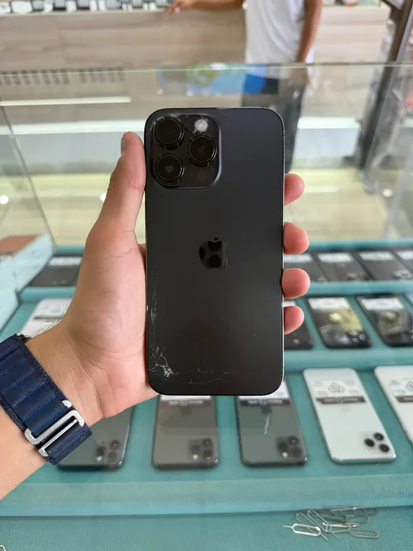 iphone 14 pro max 4