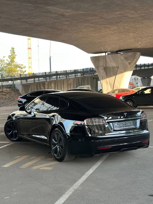 Tesla model S 100D 7 Tesla model S 100D 7