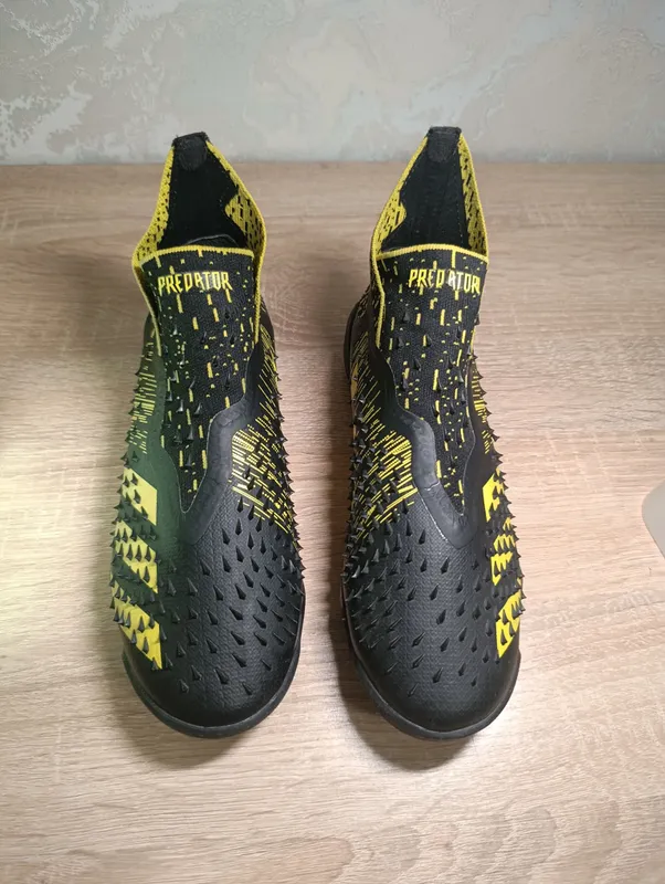 Adidas Predator сорokonojkalar 4