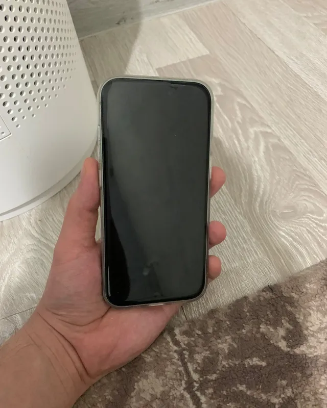 iPhone 15 продается 8 iPhone 15 продается 8