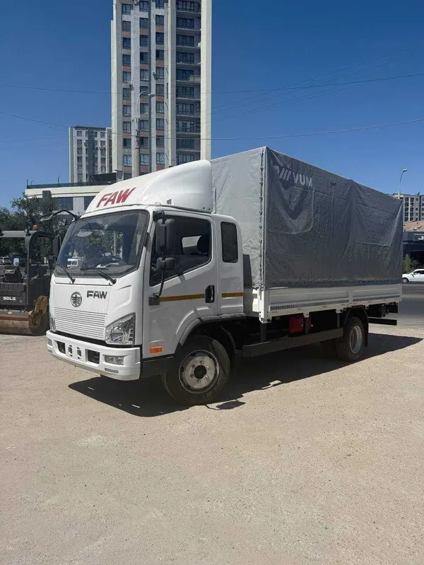Автофургон бортовой с тентом FAW Tiger V, (28,2 м³) Автофургон бортовой с тентом FAW Tiger V, (28,2 м³)