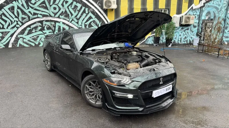 Ford Mustang 2021 - ecoBoost 2.3 American 65.000km — фото 2