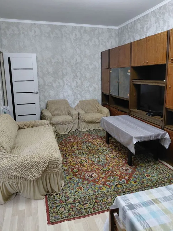 Ijara Biy Xudojniki 1/2/4 33m² 1