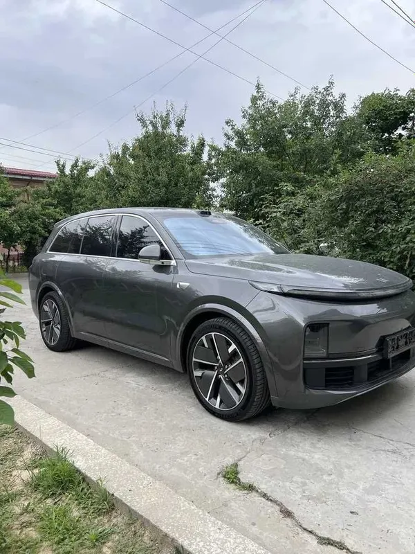 Lixiang L8 Ultra naqd va halol nasiya