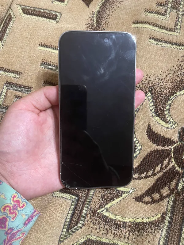 iphone 14 pro 2