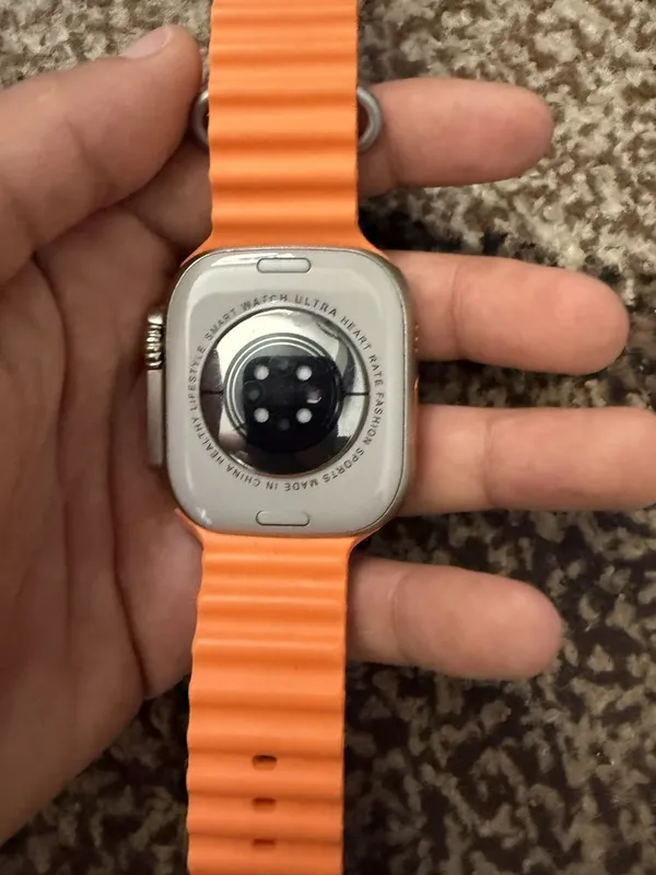Apple Watch Ultra nusxasi soat 3 Apple Watch Ultra nusxasi soat 3
