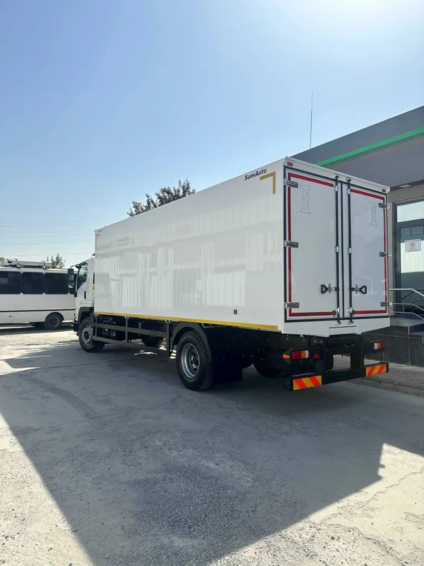 СРОЧНИЕ ЯНГИ ISUZU FVR 34Q 43м3 — 10 tonna 10 тонн фургон — фото 2