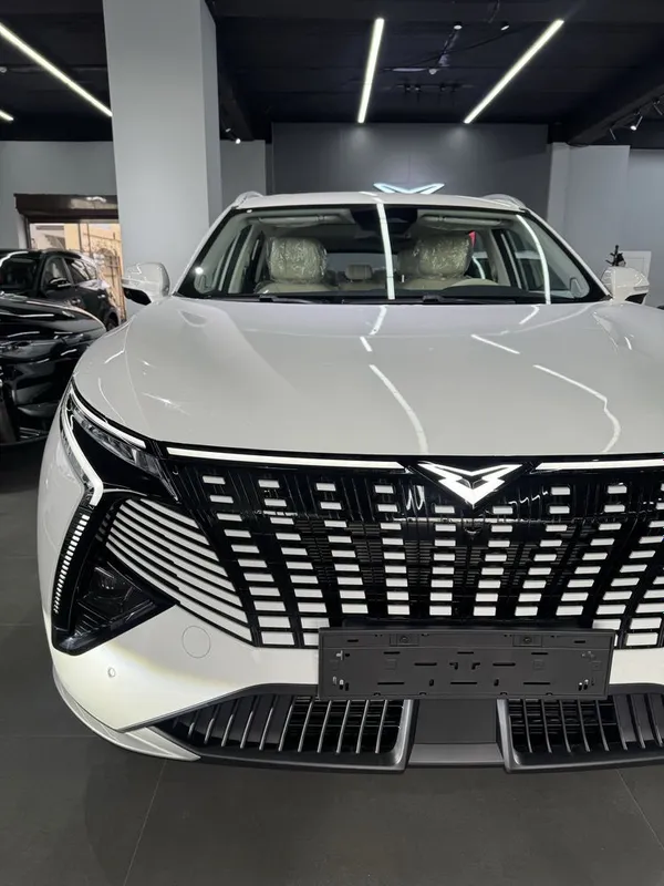 Kaiyi x7 HYBRID. 2