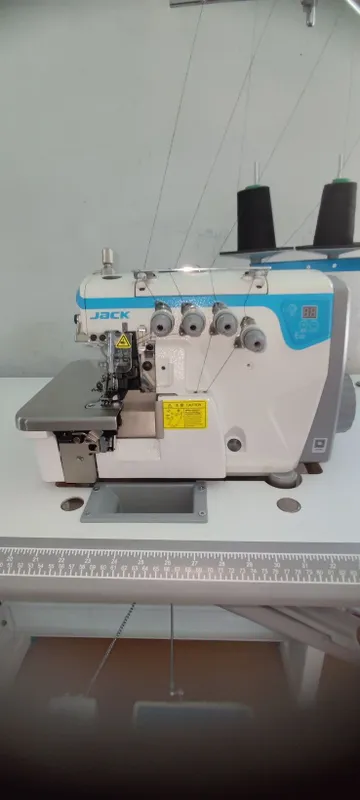 Продаётся срочно Новый аверлог Жек 4