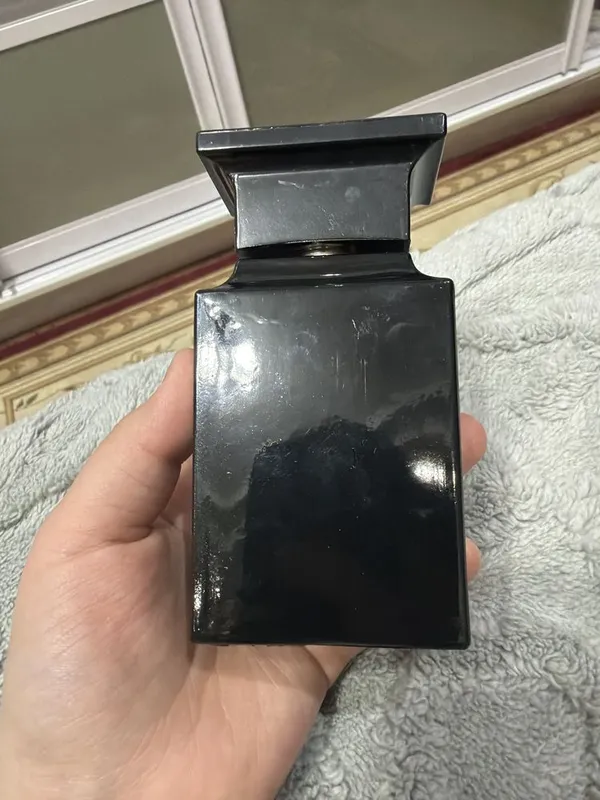 Продам духи Tomford tobacco vanille 3 Продам духи Tomford tobacco vanille 3