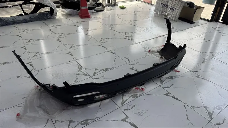 Kia sorento 2025 orqa banfer plasmasa 2 Kia sorento 2025 orqa banfer plasmasa 2