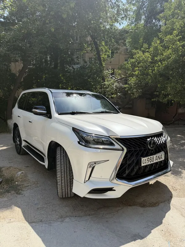 LEXUS 570 super sport — фото 1