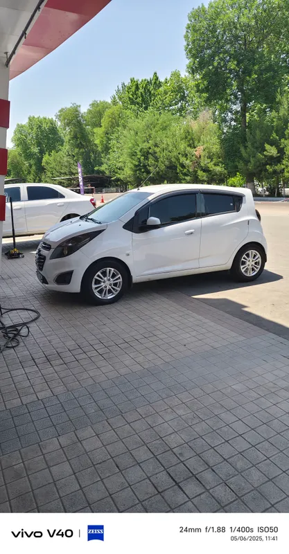Chevrolet Spark 1.25 автомат 2017 6