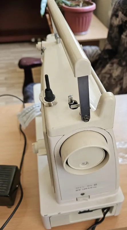 Швейная машинка Finesse 884 - аналог Singer 834 — фото 3