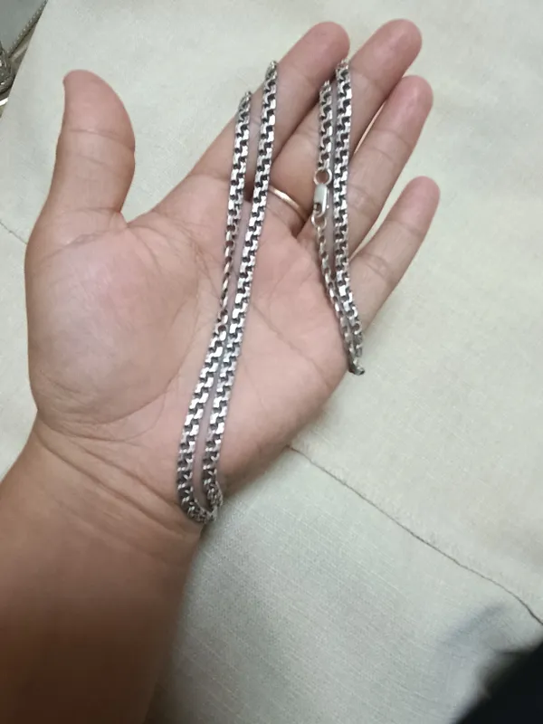 erkaklar uchun kumush zanjir