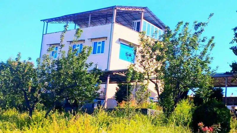 Элитный Уй сотилади 5 хона 20 сотик мебел жихозлар бн Паркент рн 2 Элитный Уй сотилади 5 хона 20 сотик мебел жихозлар бн Паркент рн 2