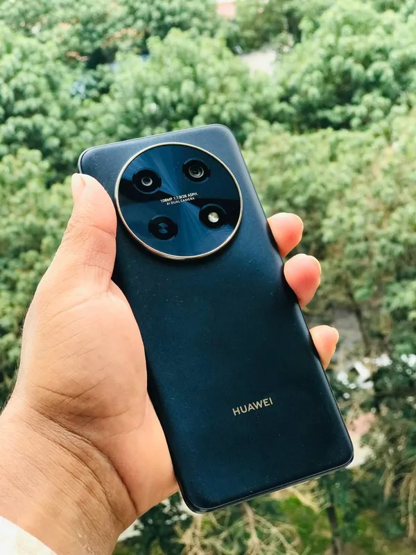 HUAWEI nova 12i sotiladi
