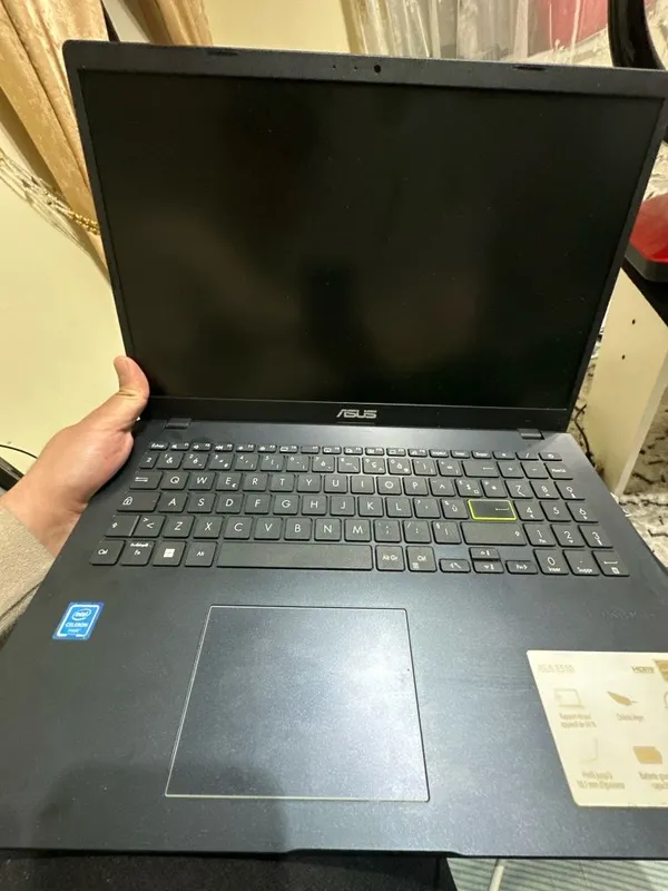 Notebook skeleton ofisni SSD xard