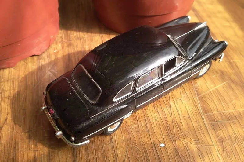 Коллекционная модель ЗИМ-12 (ГАЗ-12), масштаб 1:43, DeAgostini — фото 4