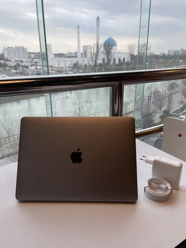 100% Macbook Air M1 chip 8/256gb 13inch ideal holat макбук айр/ейр м1 2