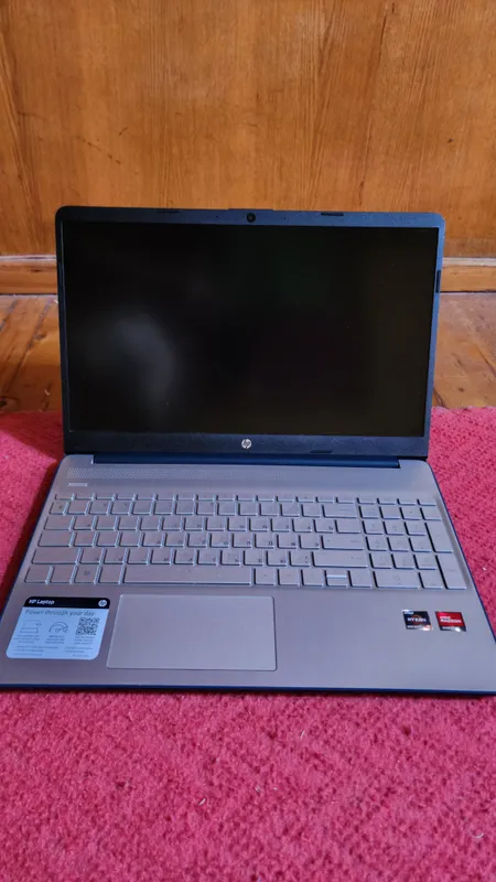 HP Laptop 1