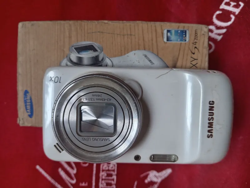 Продаеться Samsung Galaxy S4 zoom на запчасти 1 Продаеться Samsung Galaxy S4 zoom на запчасти 1