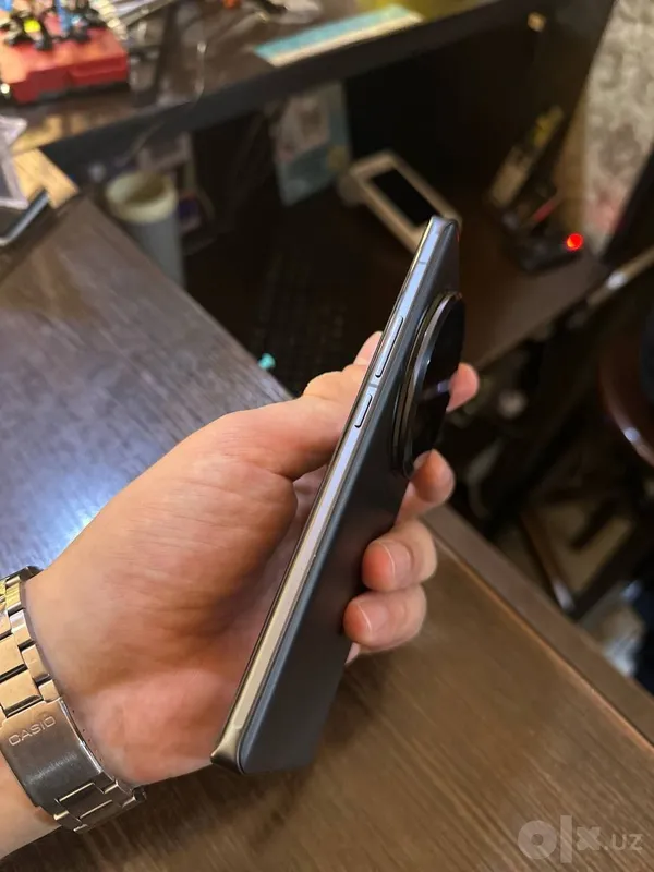Vivo x100Ultra + soat + quloqchinlar 3 Vivo x100Ultra + soat + quloqchinlar 3