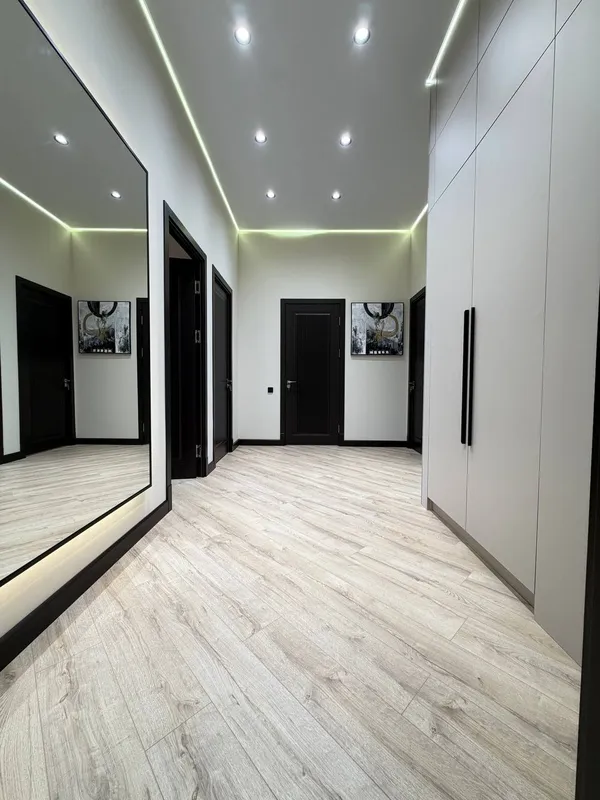 Продажа 4-комн. кв. 110 м² · ID 6989 8