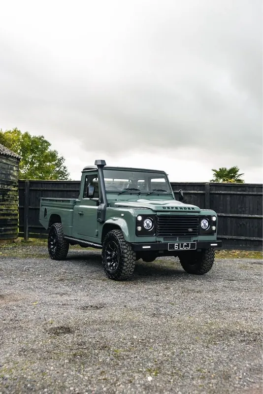 Land Rover Defender 110 продаётся 6