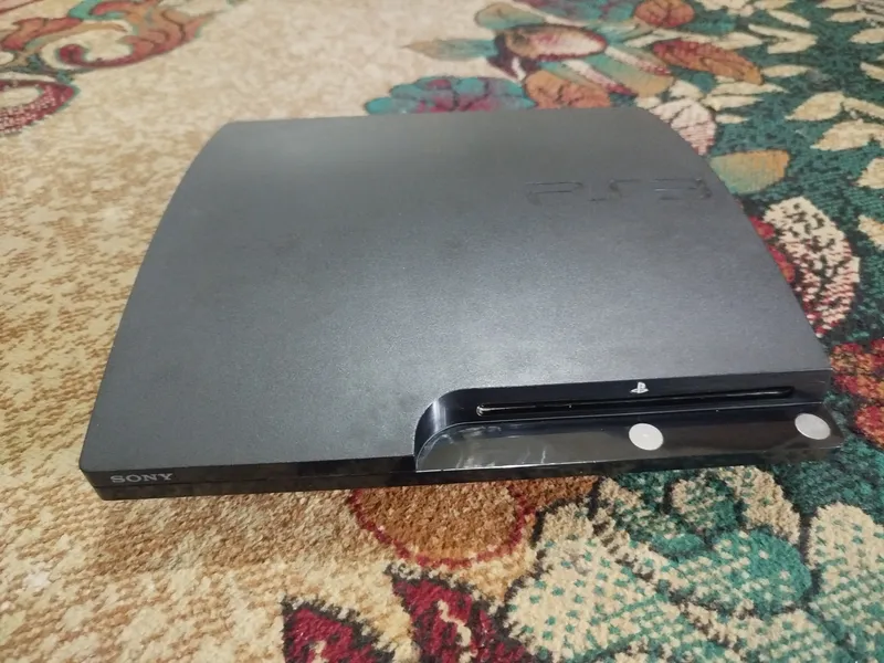 PS3 120GB 4TA ISHLEDIGAN YANA 7TA BUZUQ PULT BOR — фото 1