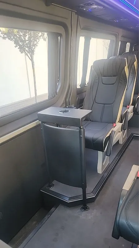 Mersedes benz Sprinter mikro avtobus — фото 1