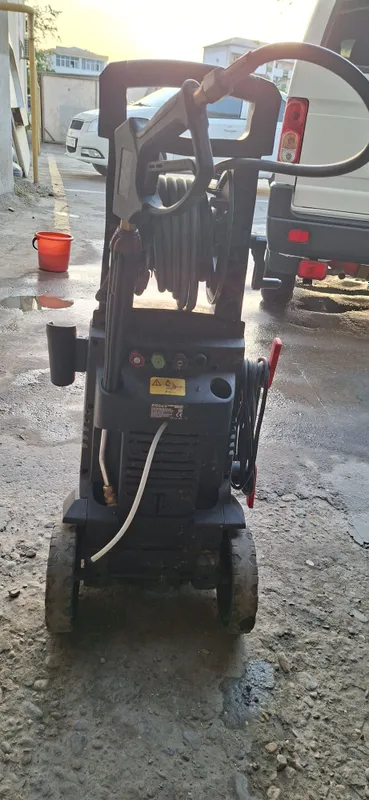 Karcher aparat sotiladi 2 Karcher aparat sotiladi 2