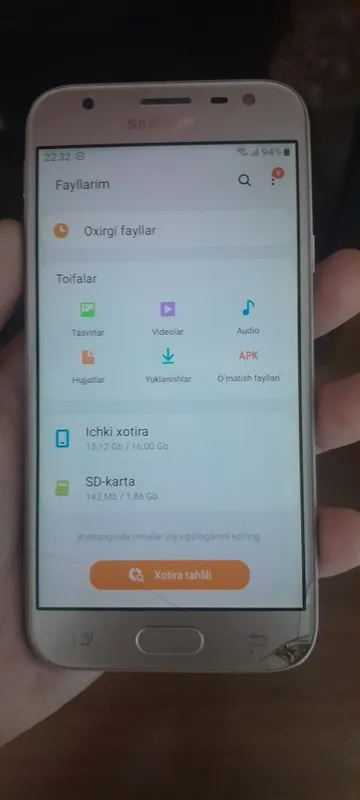 Samsung j330 telefon — фото 1