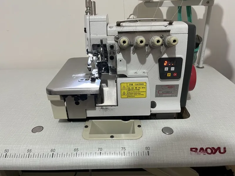 Baoyu GT-700D-4 оверлок 1 Baoyu GT-700D-4 оверлок 1