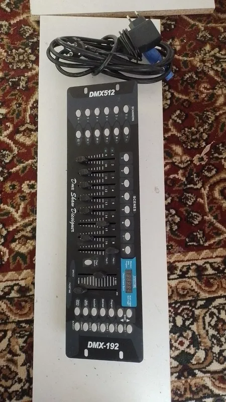 DMX - 192 контроллер для сценического света DMX - 192 контроллер для сценического света