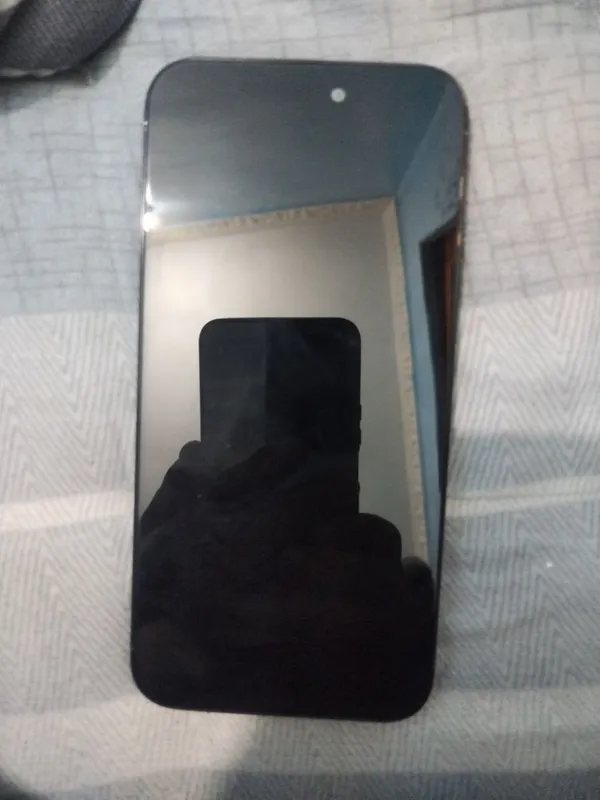 iPhone 15 Pro Max 2